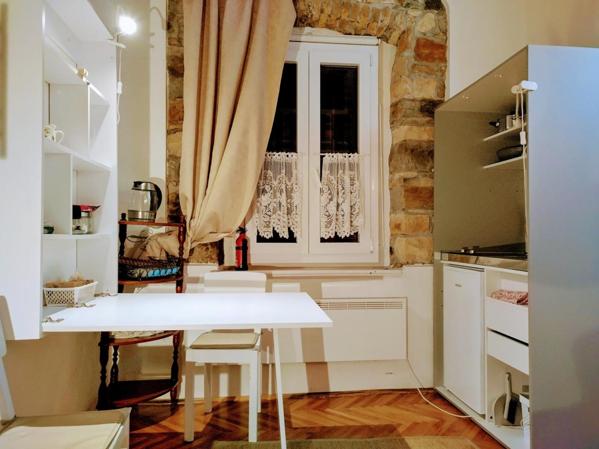 Isola Studio Rosa Izola Extérieur photo